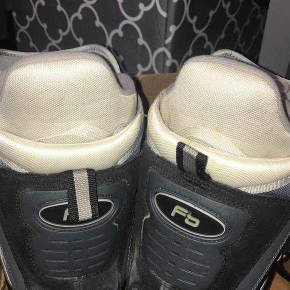 Burton Women’s Freestyle Snowboard boots - Picture 7 of 8